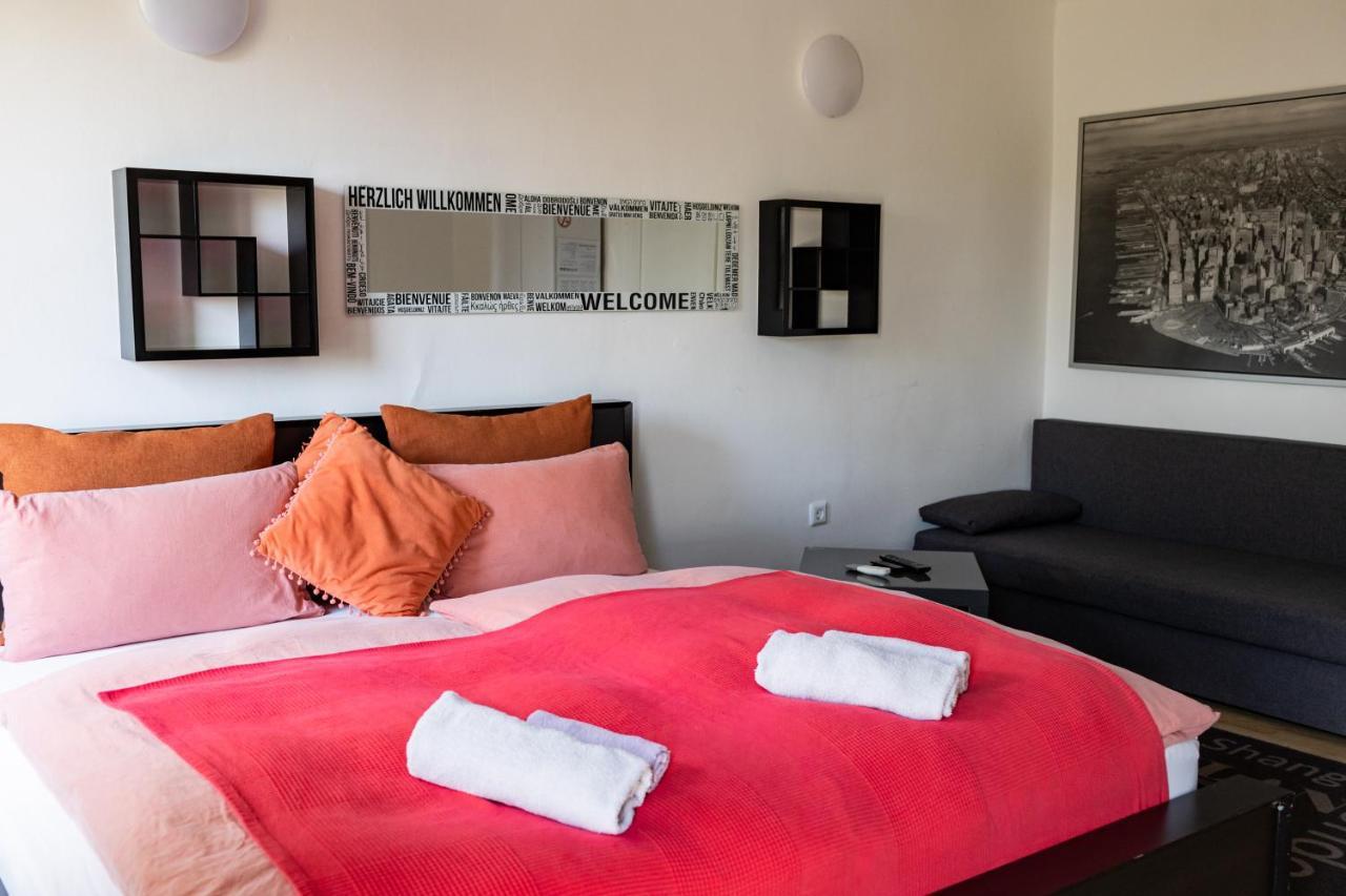 Cukrarna Guest Accommodation Κραν Εξωτερικό φωτογραφία
